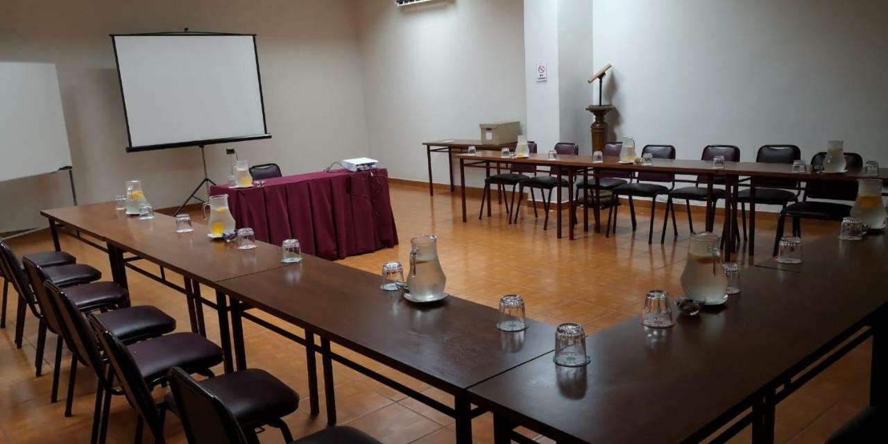 Hotel Espanol San Fernando Kültér fotó